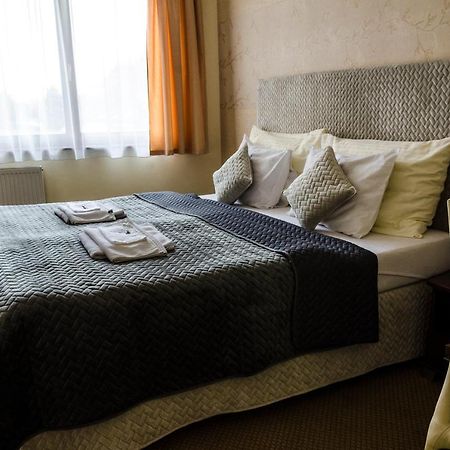 Hotel Rokoko Kösice Dış mekan fotoğraf