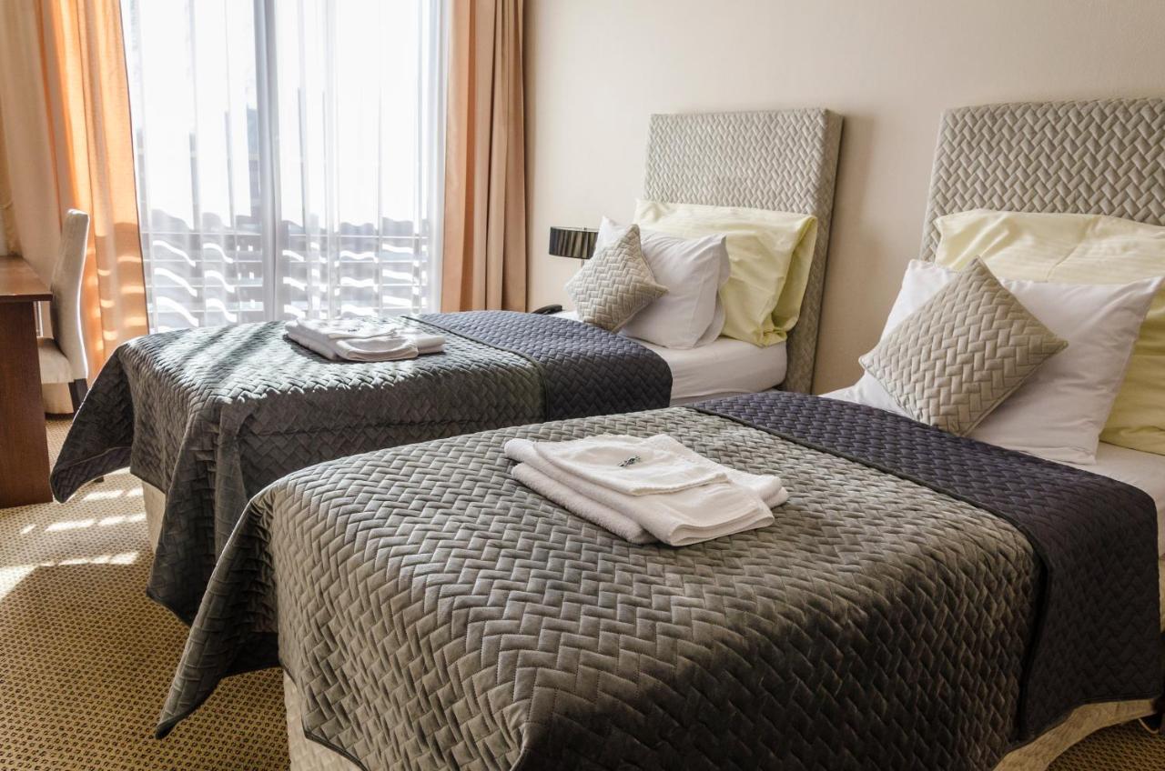 Hotel Rokoko Kösice Dış mekan fotoğraf