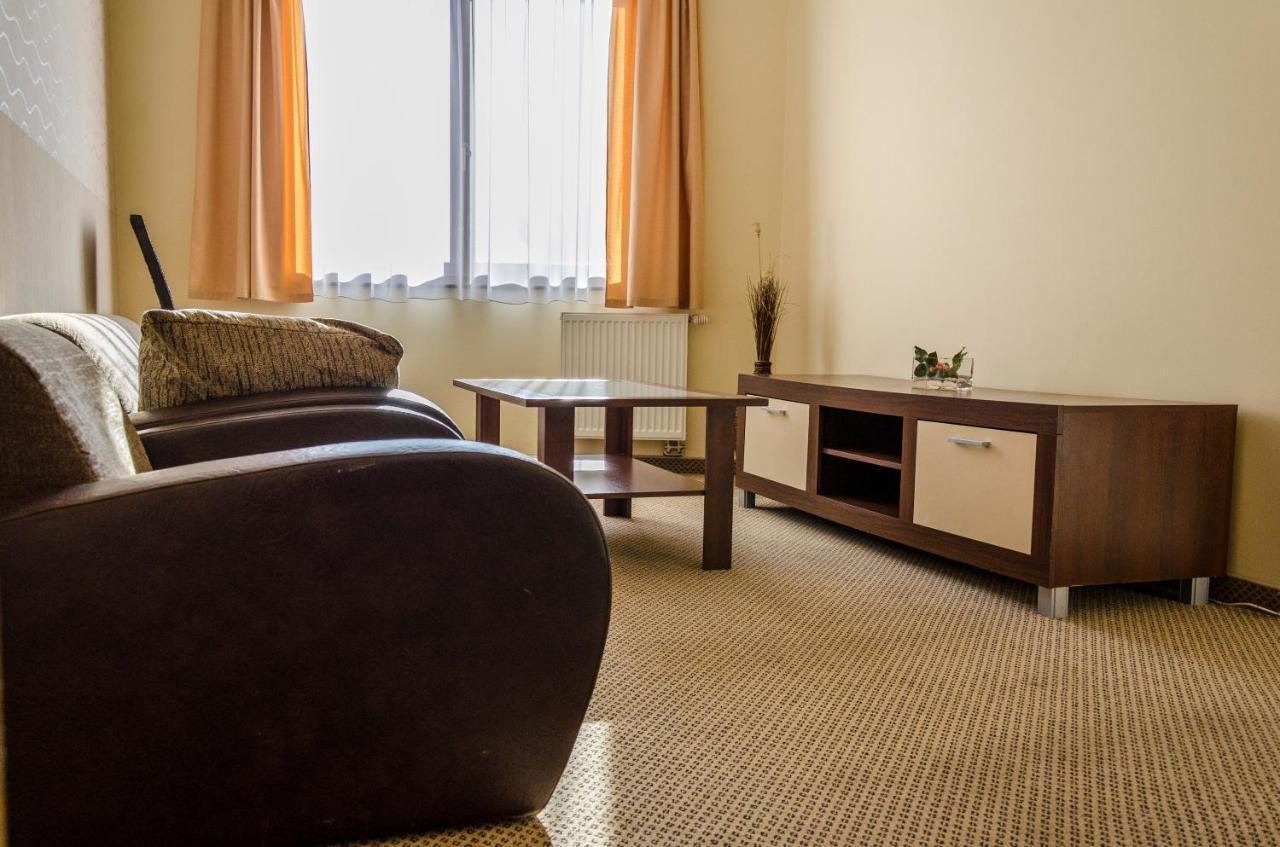 Hotel Rokoko Kösice Dış mekan fotoğraf